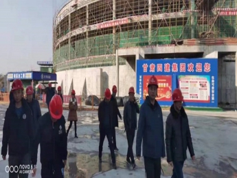 市住建局檢查組一行到洋縣對(duì)項(xiàng)目施工現(xiàn)場(chǎng)進(jìn)行檢查及指導(dǎo)工作